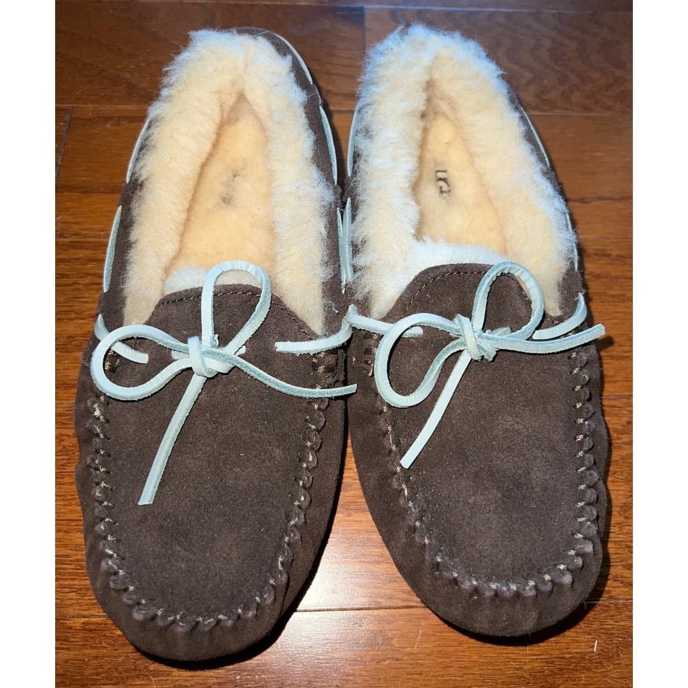 UGG Kids Dakota Moccasins—  2– NEW
